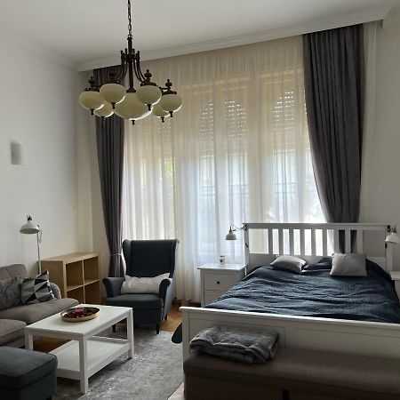 Sun City Apartment Сегед Екстериор снимка