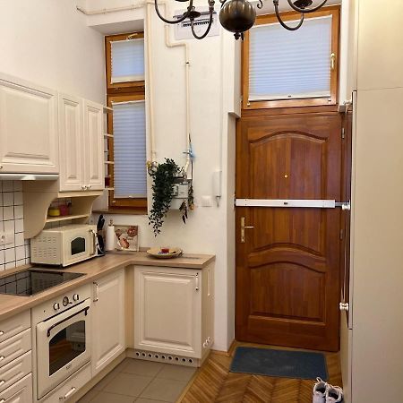 Sun City Apartment Сегед Екстериор снимка